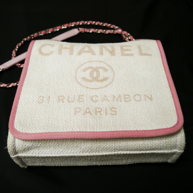 Saying GOODBYE to my CHANEL DEAUVILLE TOTE My review of the