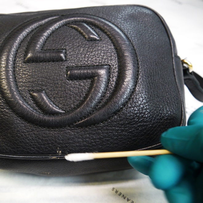How to clean the inside of a leather handbag (MUST SEE GUCCI BAG  CLEANING!!) 